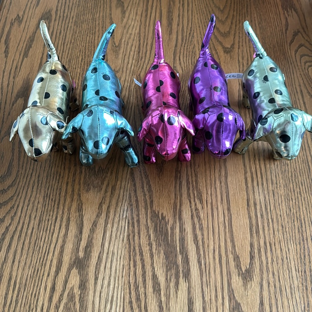 VS PINK Dogs